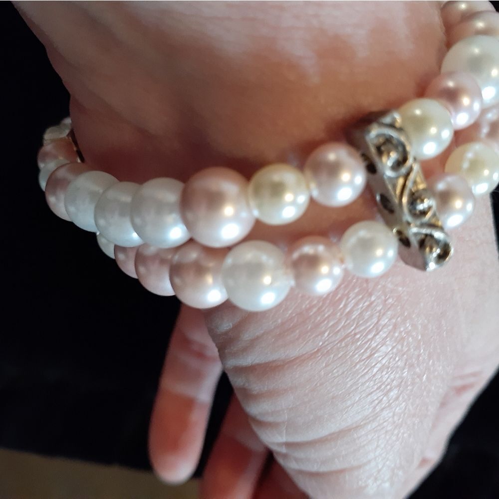 FAUX PINK & WHITE PEARL STRETCH BRACELET - Picture 4 of 5